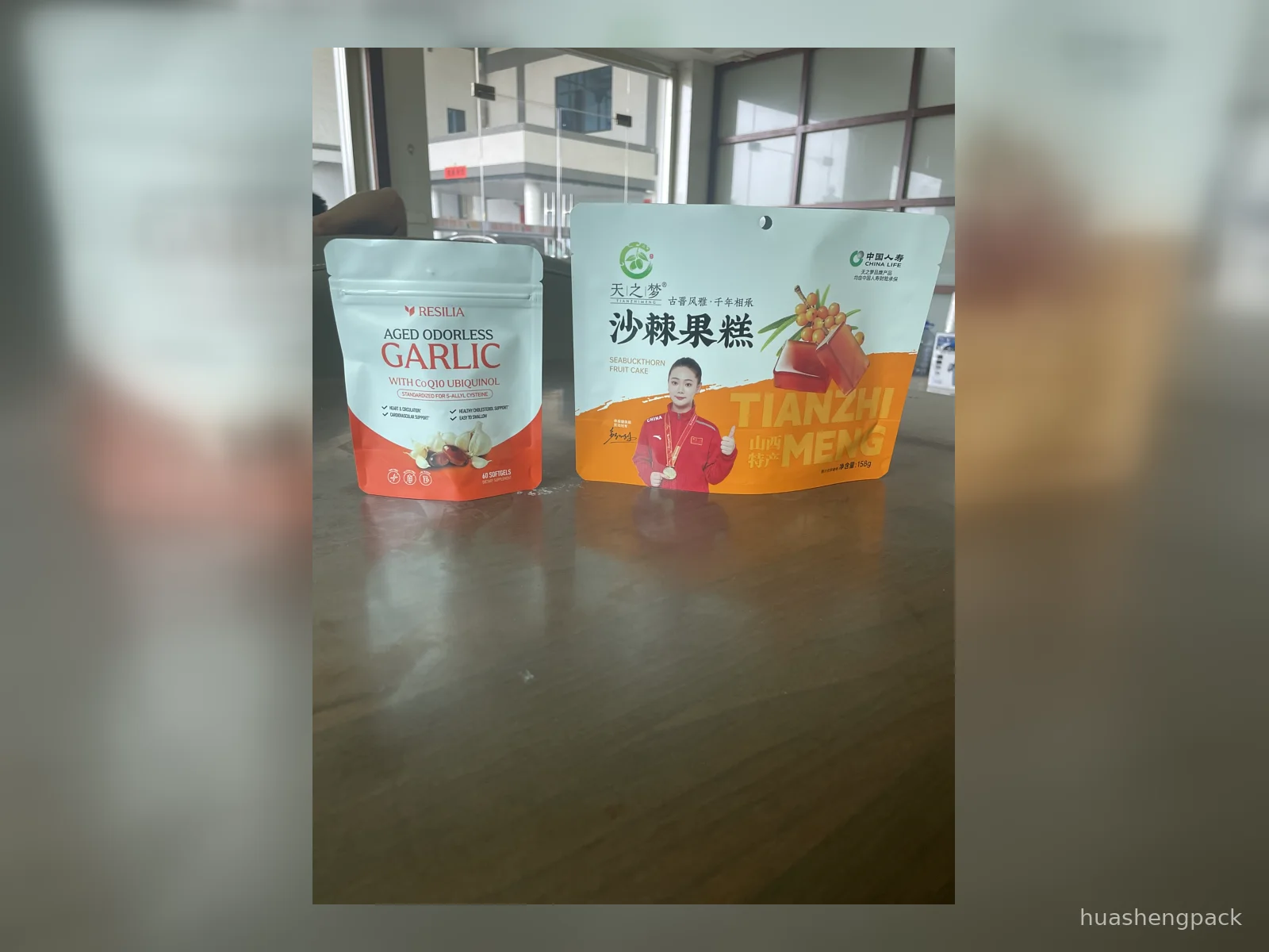 Sauce and fruit-snack stand-up pouches 1 · FP-09